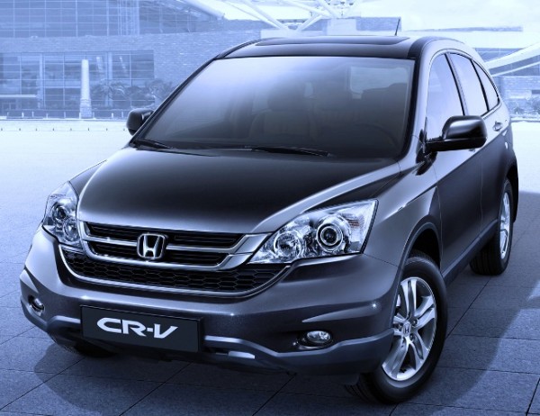 Кроссовер Honda CR-V подешевел на 240 тысяч рублей в России