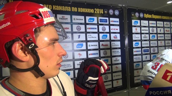 Российскому хоккеисту Чудинову наложили 17 швов после матча со словаками