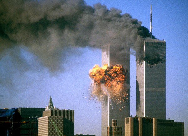 В США умерла «пепельная женщина» с фотографии места терактов 11 сентября