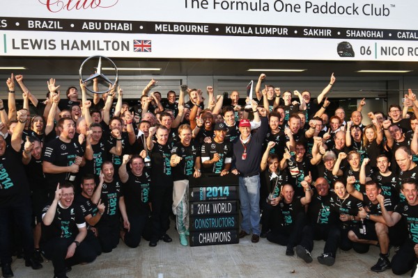 Команда Mercedes сохранила победу на Гран-при Италии
