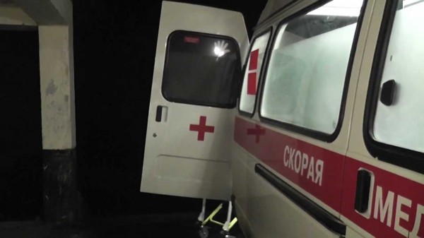 Автомобиль на юго-востоке Москвы сбил беременную женщину и трех детей