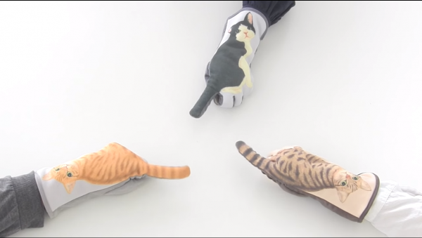 Оригинальные перчатки-котята созданы в Японии для работы с сенсорными экранами 