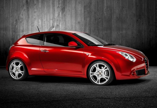 Alfa Romeo опубликовали рендер нового седана MiTo