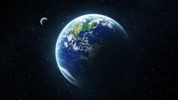 Спутник Японии запечатлел Землю и Луну с расстояния в 8 миллионов километров