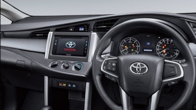 Фотографии внедорожника Toyota Innova третьего поколения появились в сети