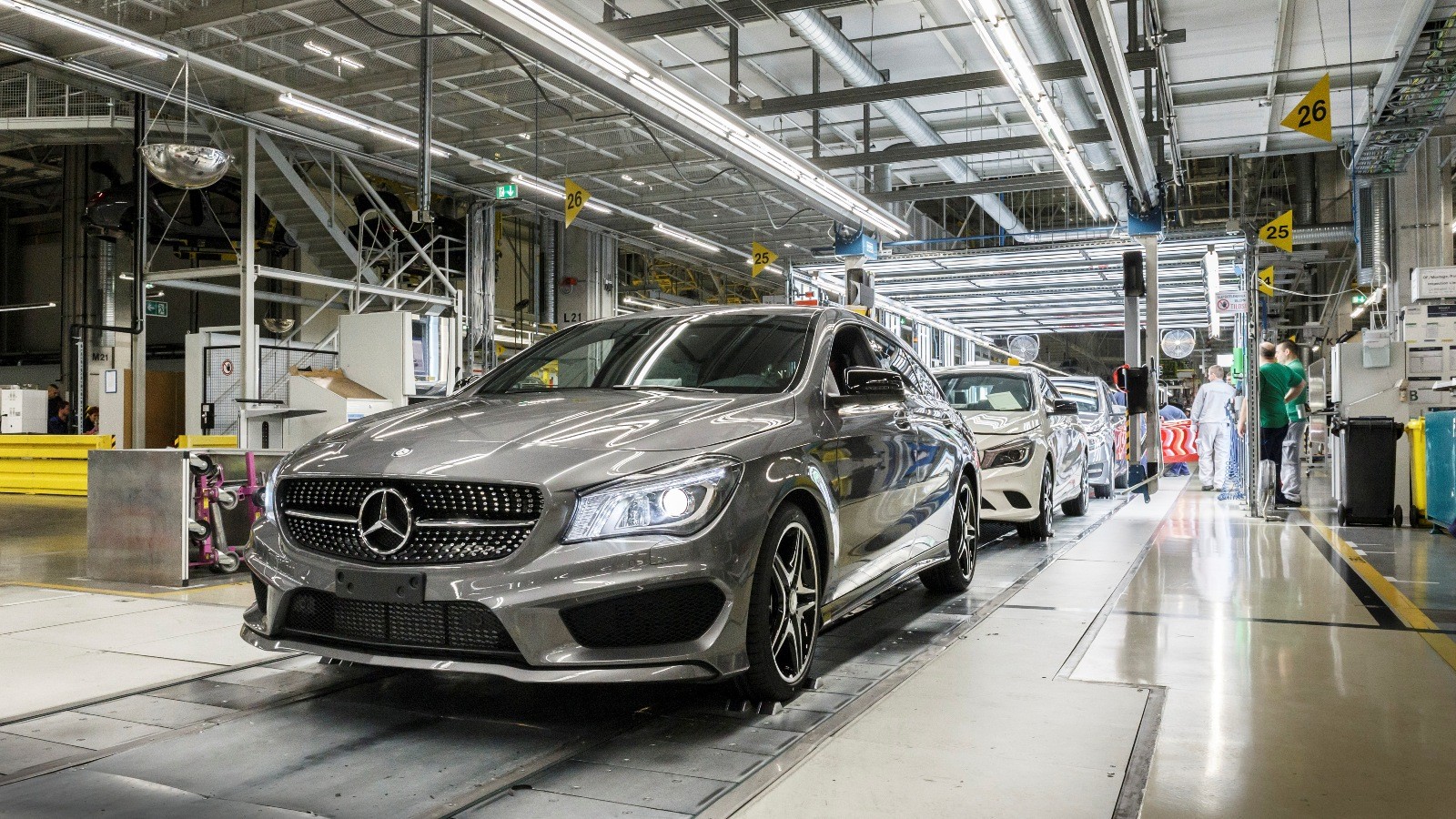Mercedes-Benz намерен наладить выпуск автомобилей в Санкт-Петербурге