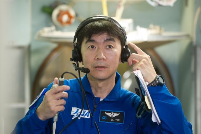 Японский космонавт похвастался что выучил русский язык