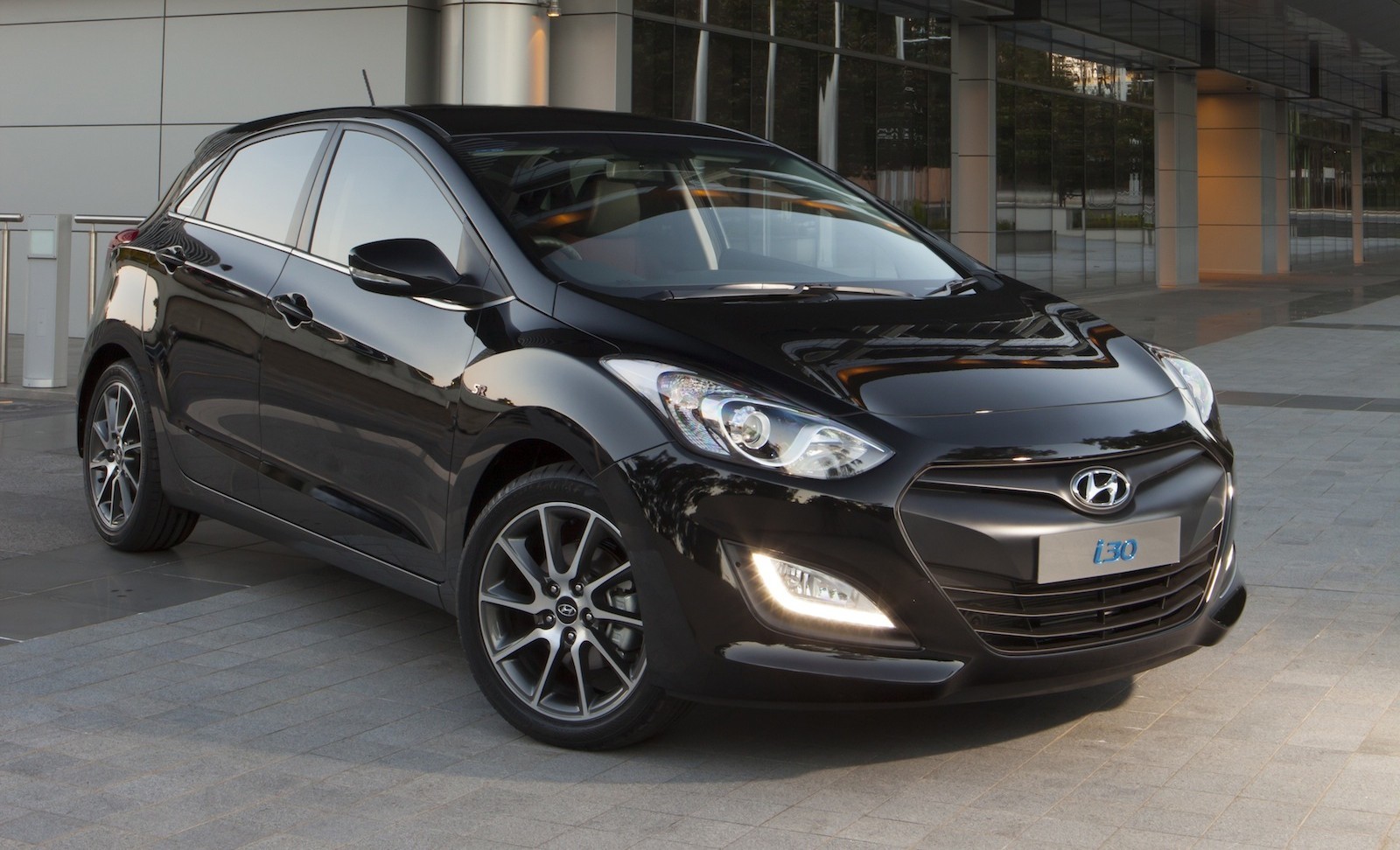 Hyundai выпустит три новых спорткара модельного ряда N