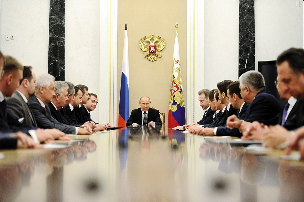 СМИ Путин обсудил с правительством РФ антикризисный план Минэкономразвития