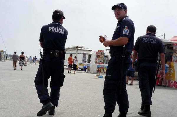 В Малайзии на пляже полиция обнаружила тела 13 человек