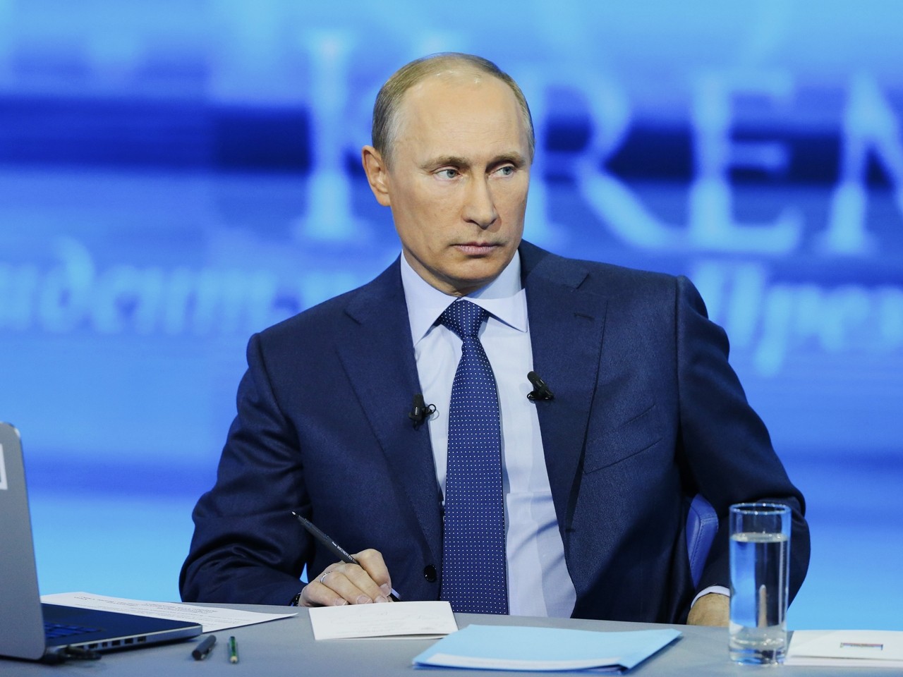 СМИ'Прямая линия с Путиным состоится 14 апреля