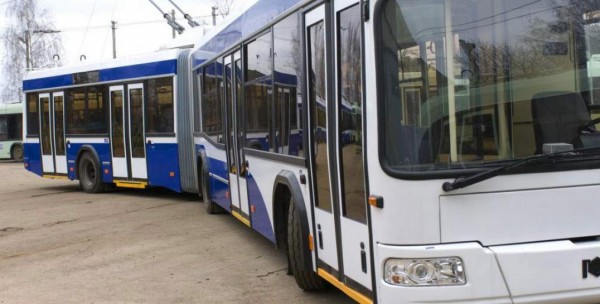 Утром в Минске троллейбусы образовали пробку