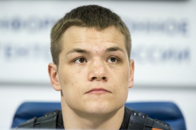 Боксер Чудинов потерпел первое в карьере поражение в бое с немцом Штурмом