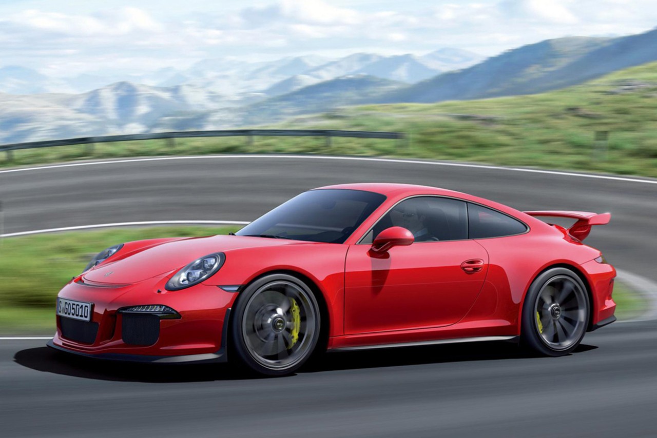 Porsche обещает сделать все свои модели'гибридными