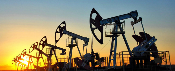 Динамика цен на энергоносители делает выгодной покупку нефтяных фьючерсов и акций добывающих компаний