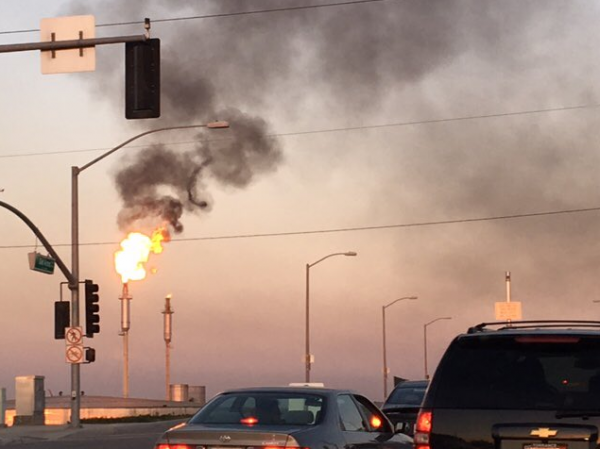В Калифорнии горит очистительный завод Exxon Mobil
