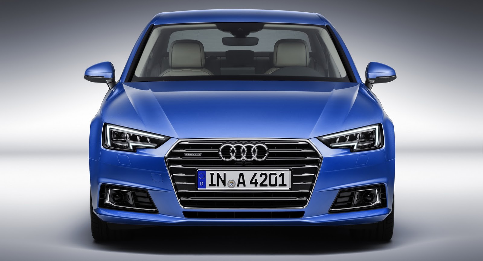 Audi представила удлинённый седан A4 L