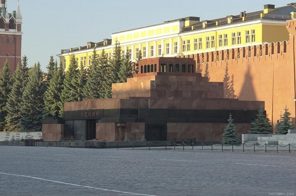 Мавзолей имени Ленина будет закрыт для посетителей с 18 апреля по 14 мая