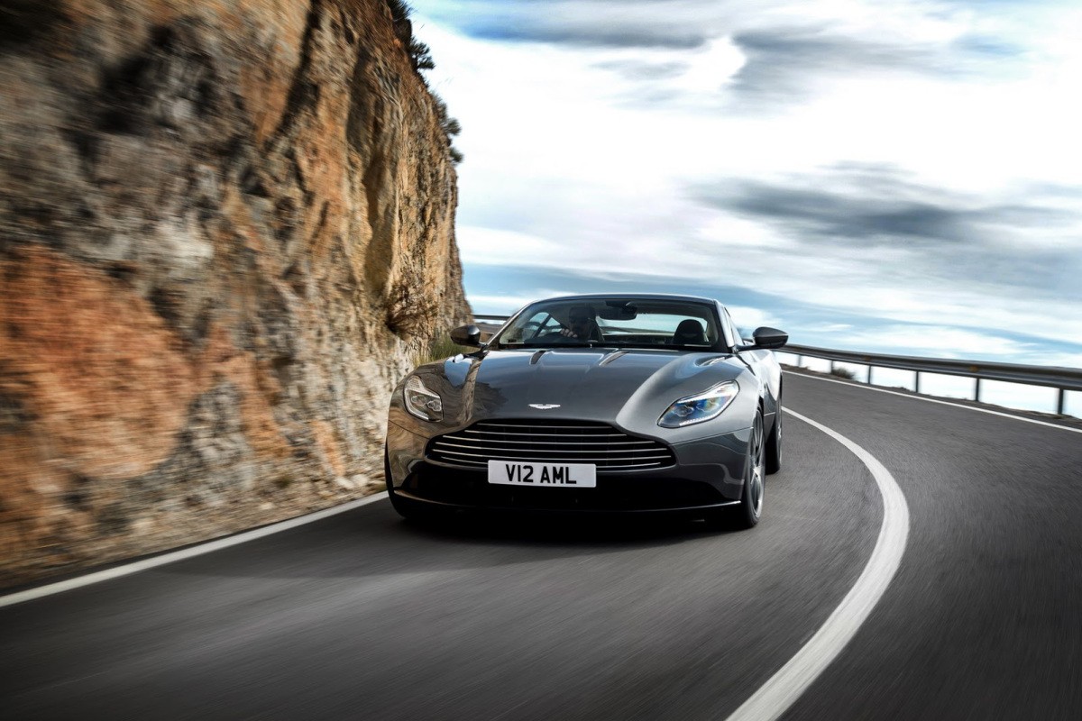 Для будущего спорткара Aston Martin был собран первый двигатель V12