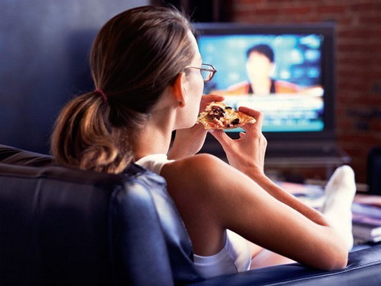 Приверженцы смотреть телевизор умирают прежде из-за тромбоэмболии, — ученые