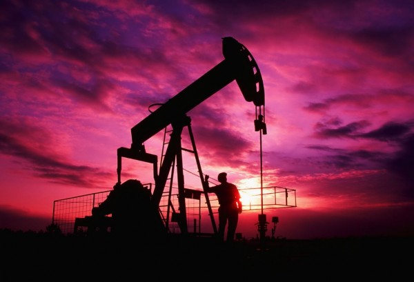 Цена на нефть Brent поднялась выше $50 за баррель