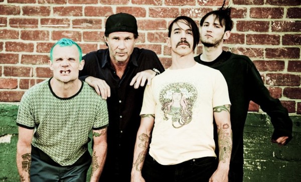 Белорусские таможенники прокомментировали инцидент с группой Red Hot Chili Peppers