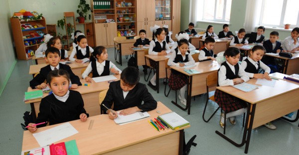 Главные новости: дети Казахстана вместе с аттестатами получают серьезные заболевания