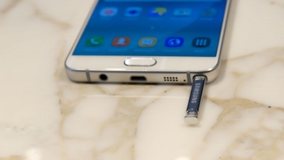 Один из первых в мире Galaxy Note 7 компания Samsung разыгрывает среди россиян
