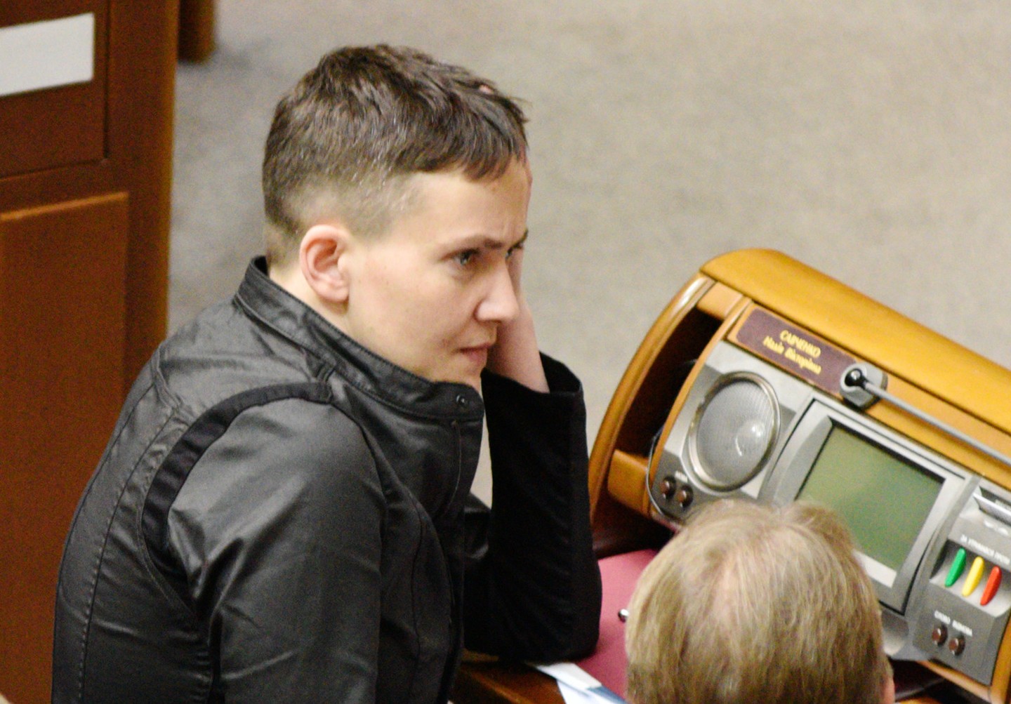 Линько: Савченко остается героической фигурой, однако в настоящее время она делает очень много ошибок
