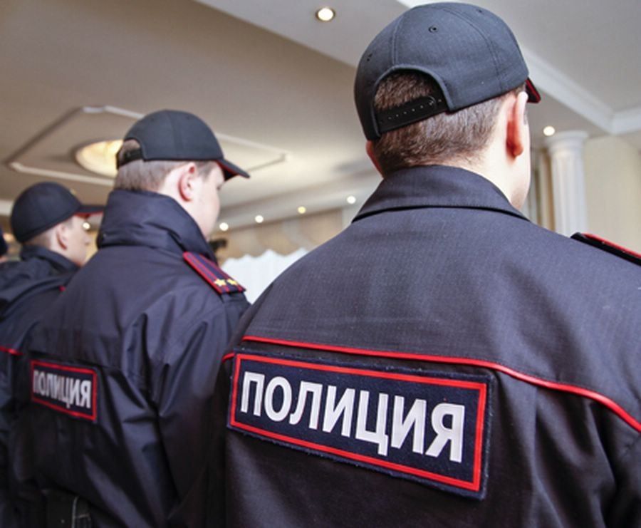 Террорист захватил заложников в центральной части Москвы