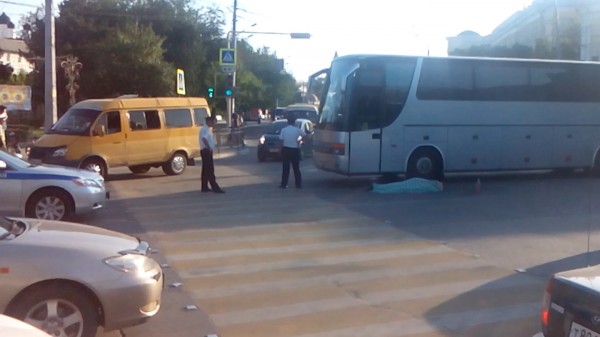 В Астрахани в результате автобусной аварии пострадали 2 пешехода