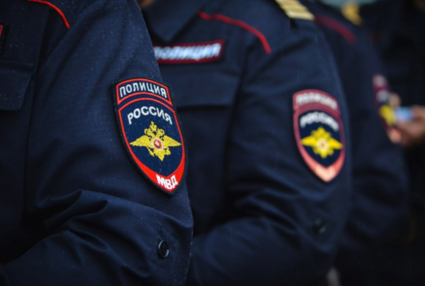 За драку с полицейскими в Москве задержали пять человек