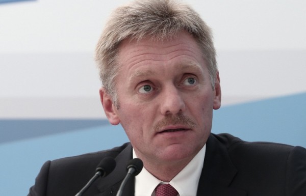 Песков: Кремль не будет возвращать в казну деньги со счетов Захарченко