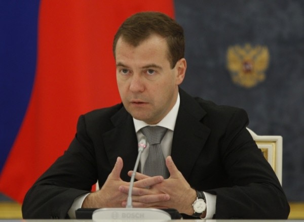 Медведев: ежегодно будет выделяться 10 млрд рублей на благоустройство городской среды