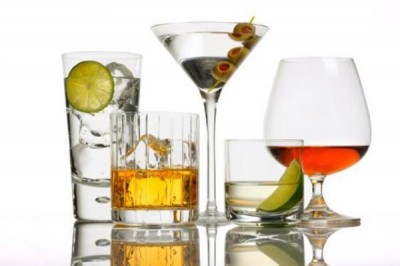 Ученые: Употребляюющие алкоголь пожилие люди теряют нейрокогнитивные способности