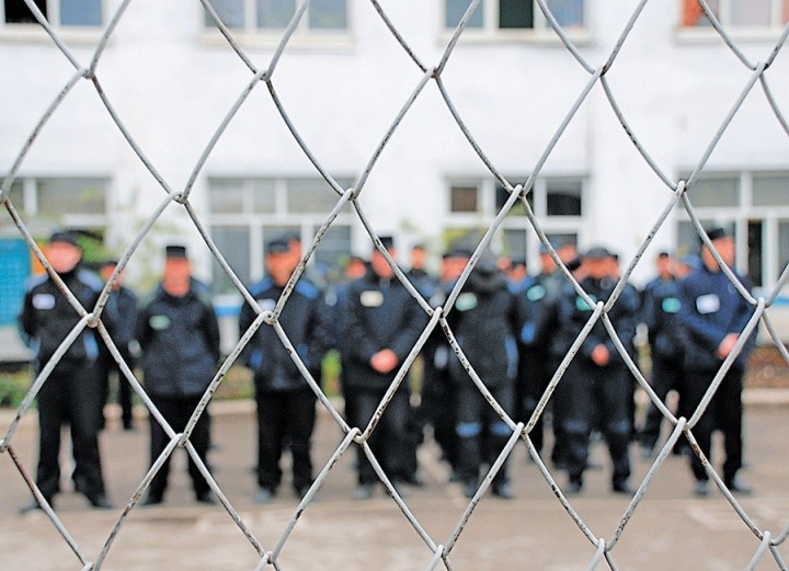В Ярославской области заключенные объявили голодовку