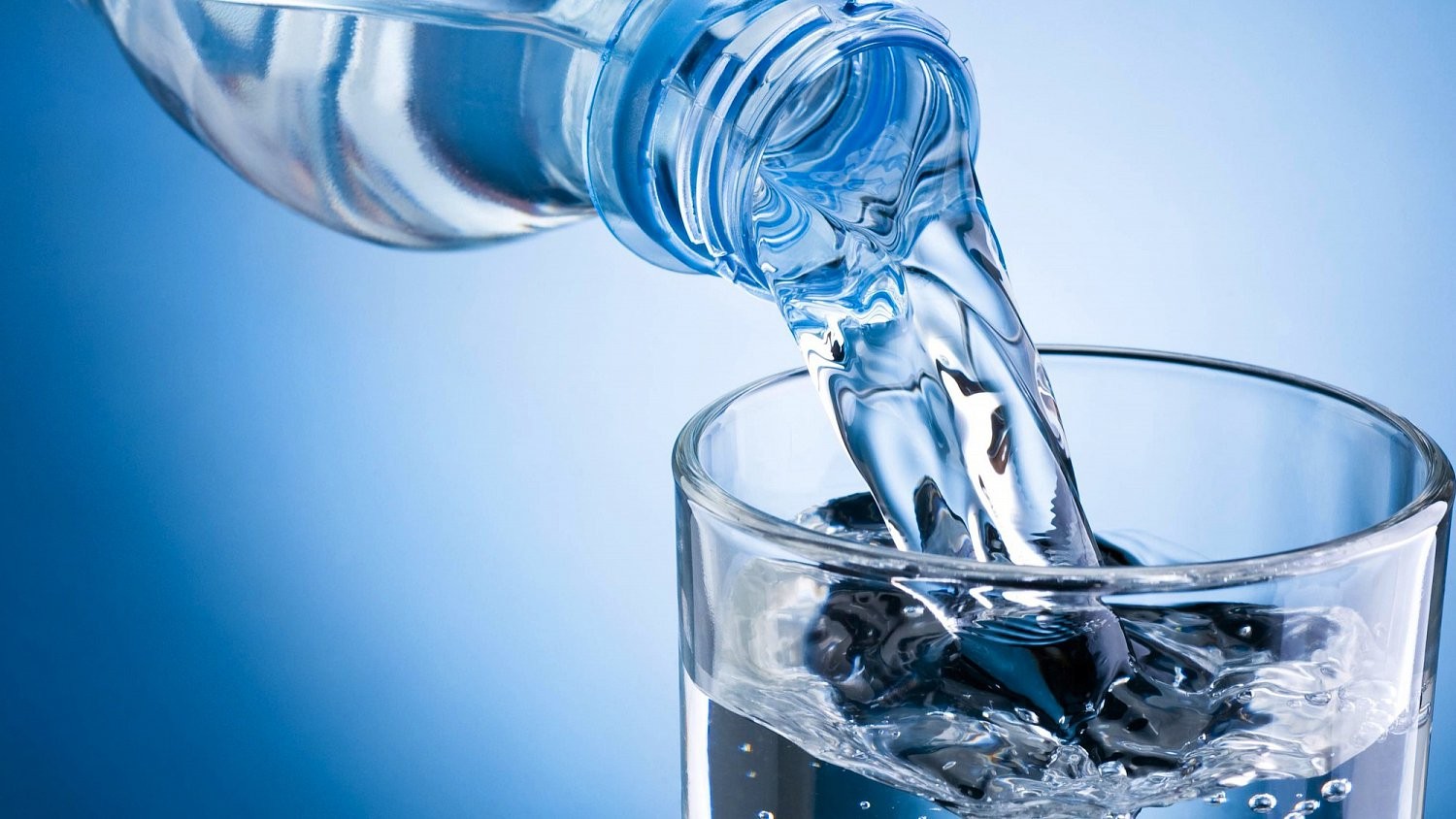 Ученые поведали, нужно ли людям пить два литра воды в день