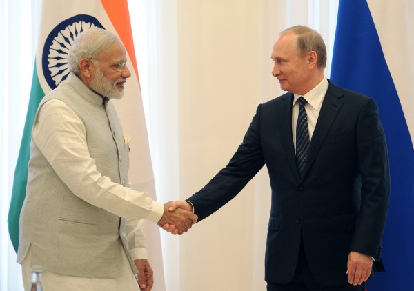 Премьер Индии назвал Путина старым другом