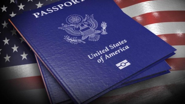 США ввели запрет на фотографии в очках для виз и паспортов