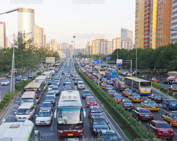 Пекин сократит на треть число новых автомобилей