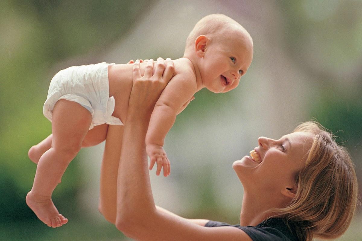 Ученые: Любовь матери способствует развитию мозга у детей
