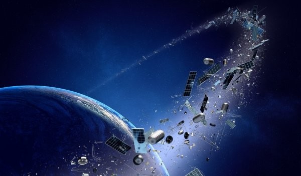 Ученые предупреждают, что космический сор способен погубить население Земли