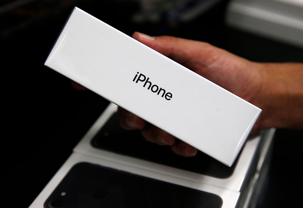 IPhone 8 порадует поддержкой беспроводной зарядки
