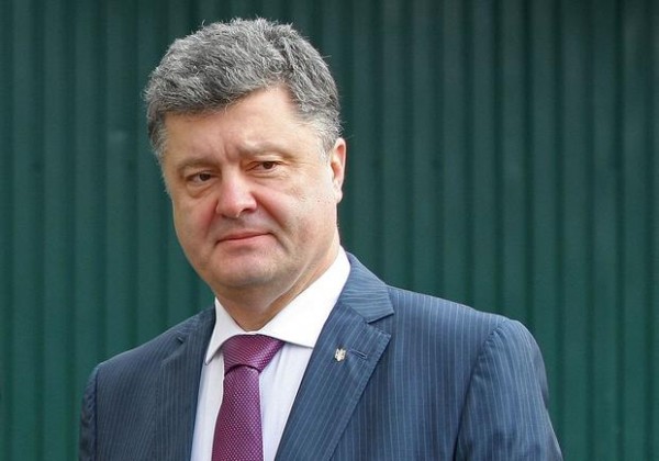 Петр Порошенко поздравил народ с годовщиной освобождения Киева от нацистов