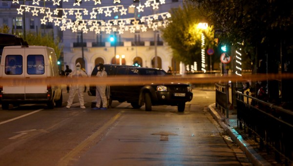 На посольство Франции в Афинах совершено нападение с гранатой