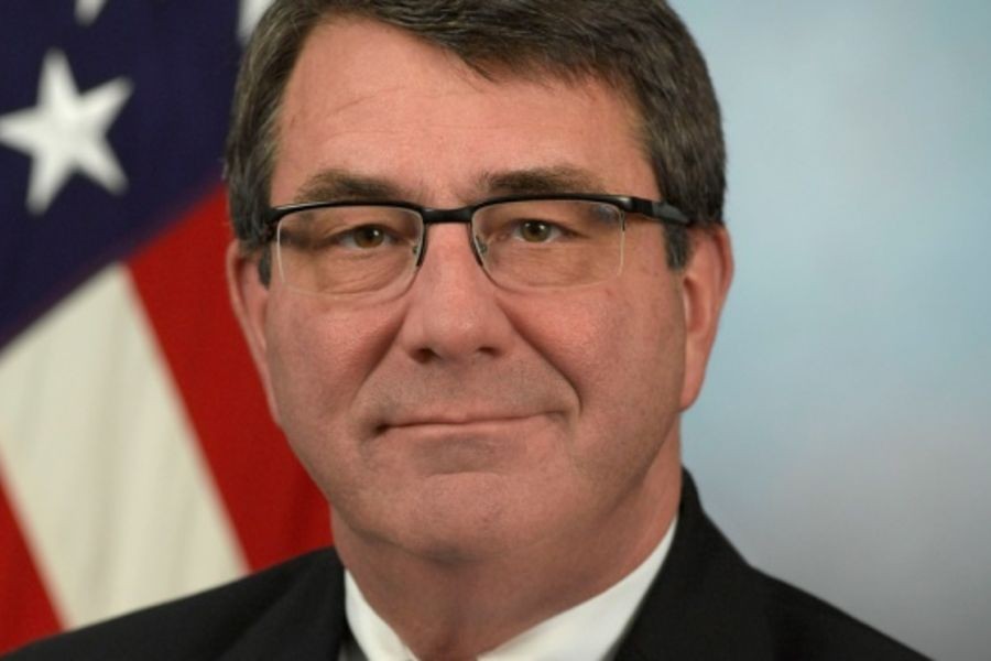 Министр обороны США нанес неожиданный визит в Ирак