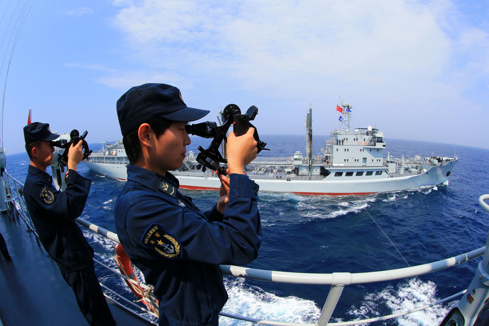 ВМС Китая захватили подводный беспилотник США