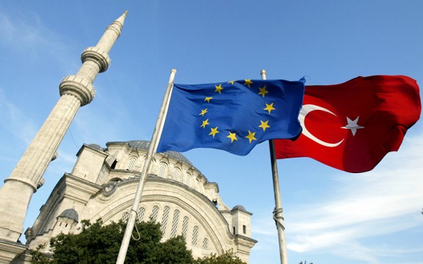 Турция не намерена отзывать заявку на членство в Евросоюзе