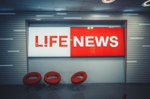 Телеканал Life откажется от ведущих новостей в кадре, перейдет на модель Euronews