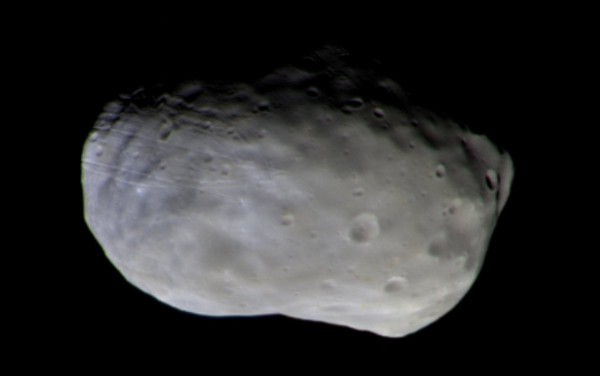 Зонд миссии «ЭкзоМарс» передал первый снимок Фобоса